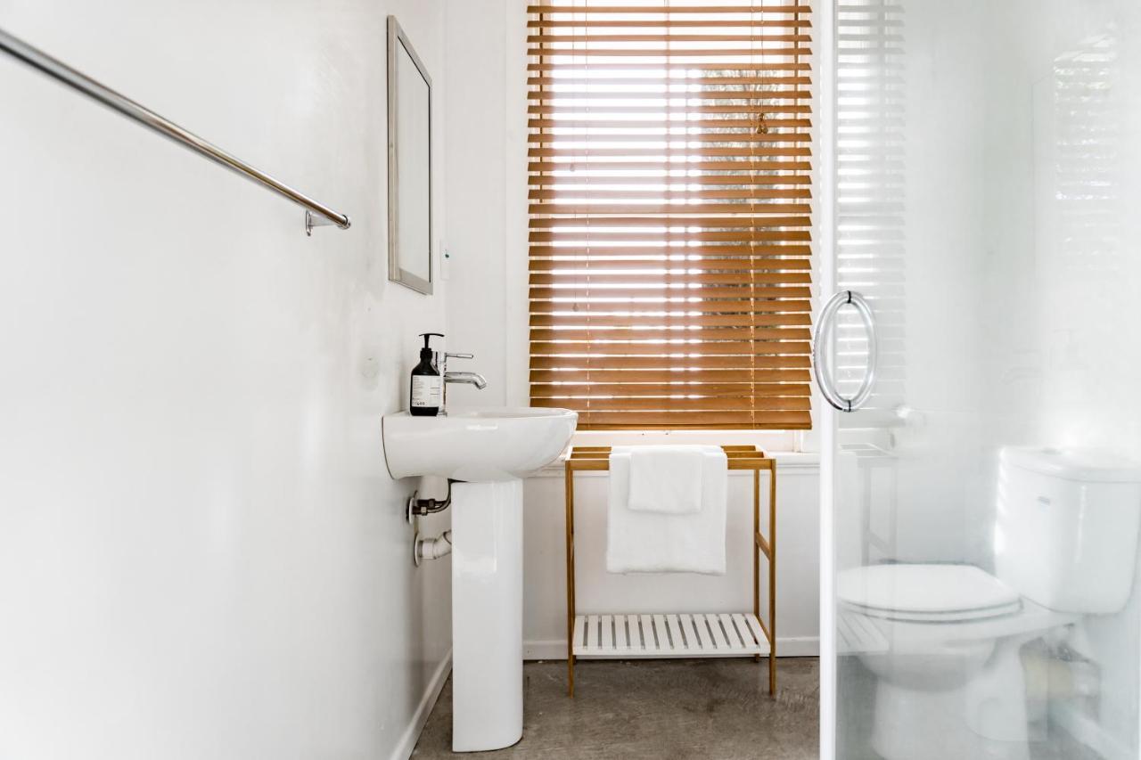 Kowhai Cottage & Studio Raglan Ngoại thất bức ảnh